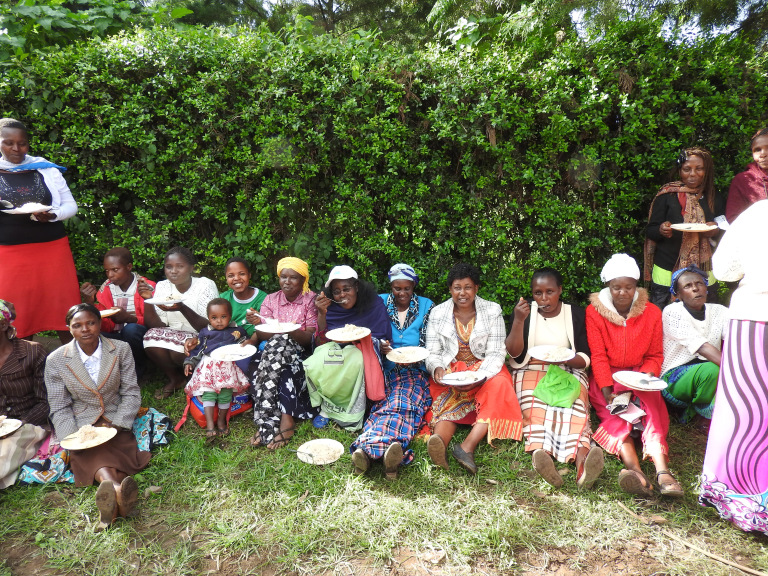 13jun photo-9-women-enjoying-githeri