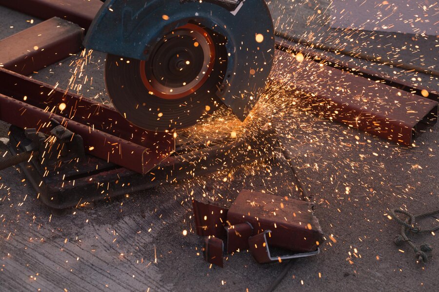 Essential Guide to Industrial Grinding & Surface Treatment Abrasives